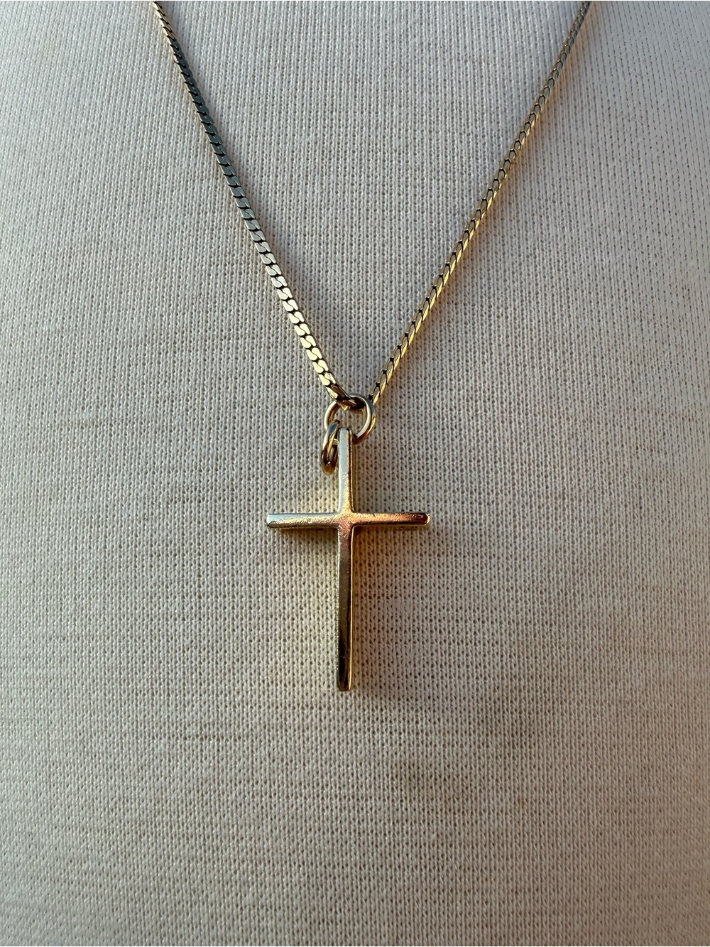 Authentic Vintage James Avery 14K Gold Cross Necklace 6.2g